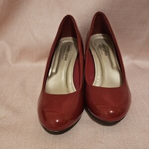 Dark red patent 3" pumps (sz 6.5)